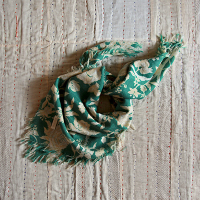 BONJOUR 2024AW KIDS WOOL SHAWL WITH FRINGESigreenjONE SIZE