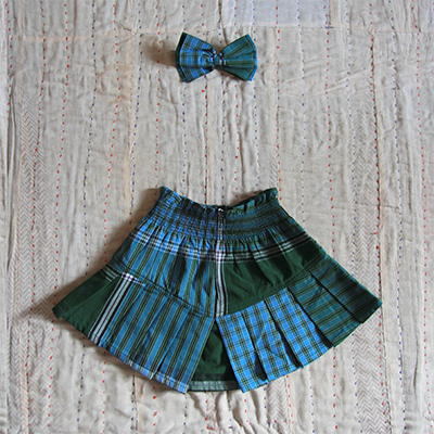 BONJOUR 2024AW KIDS PLEATED SKIRT WITH HAIR CLIP ibluej6A